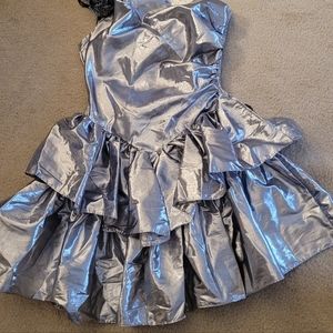 Ultimate party/prom dress.